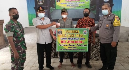 Anggota Persit yang Sakit Mendapat Kunjungan dan Dana Segar, Jumat (18/03/2022), (V24/Madli)