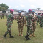 Lapangan Sepak Bola Yonif 8 Marinir Ramai Dengan Sambutan, Jumat (18/03/2022), (V24/AL)