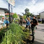 Walaupun Ramai, Warga Tidak Berkerumun Ditempat Tertutup, Minggu (20/03/2022), (V24/Jacky)