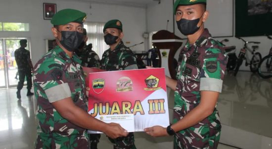 Walaupun Tidak Mendapatkan 2 Unit Sepeda Motor, Beliau Tetap Mendapatkan Juara 3, Minggu (20/03/2022), (V24/Jacky)