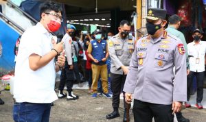 Minyak Goreng Banyak Dicari-cari Untuk Mengoreng Gorengan, Senin (21/03/2022), (V24/AL)