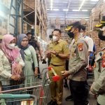 Polres Melakukan Inspeksi Terhadap Stock Minyak Goreng, Selasa (22/03/2022), (V24/Dedi)