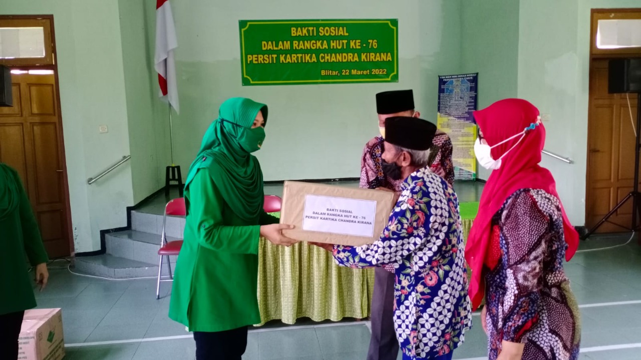 Ibu Persit Membalas Janji Ibu di Hari Tua, Selasa (22/03/2022), (V24/Madli)