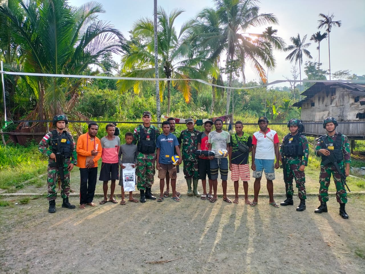Anak Perbatasan Gemar Bermain Bola Voli, Rabu (23/03/2022), (V24/AL)