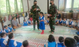 Mengajar dan Menyanyi Memang Asik, Kamis (24/03/2022), (V24/AL)