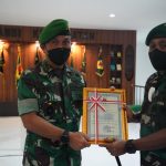 Bingkisan Dapat Berupa Penghargaan, Jumat (25/03/2022), (V24/AL)