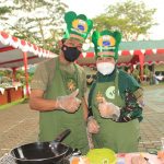 Persit Memasak Bareng Suaminya, Sabtu (26/03/2022), (V24/Dedi)