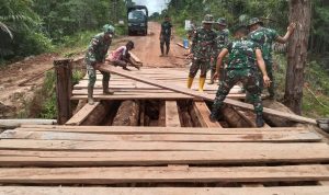 Jembatan Dapat Membantu Penyeberangan, Sabtu (26/03/2022), (V24/AL)
