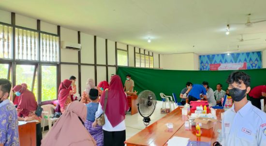 Ketika Sunatnan Berlangsung, Kamera Tidak Sengaja Terfoto, Minggu (27/03/2022), (V24/Dedi)
