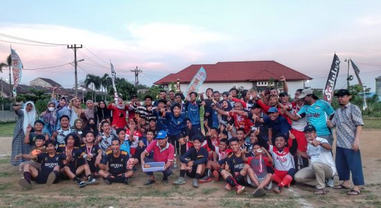 Anggota Ponus Football Club , Senin (28/03/2022), (V24/Jacky)