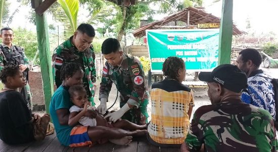 Satgas Datang Kerumah-rumah Warga Untuk Memberi Pelayanan, Kamis (31/03/2022), (V24/AL)
