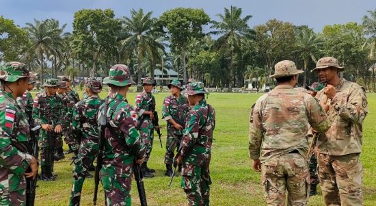 Prajurit Batalyon Raider 100/PS, Dilatih Pertempuran "Raid" , Tim MTT SFAB US Army
