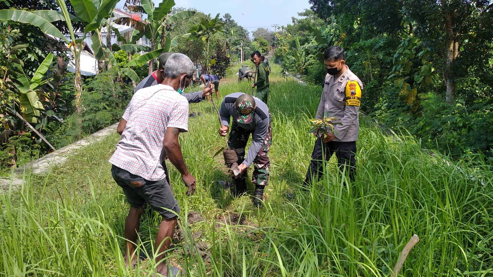 Alam Adalah Rumah Kita, Senin (28/03/2022), (V24/AL)