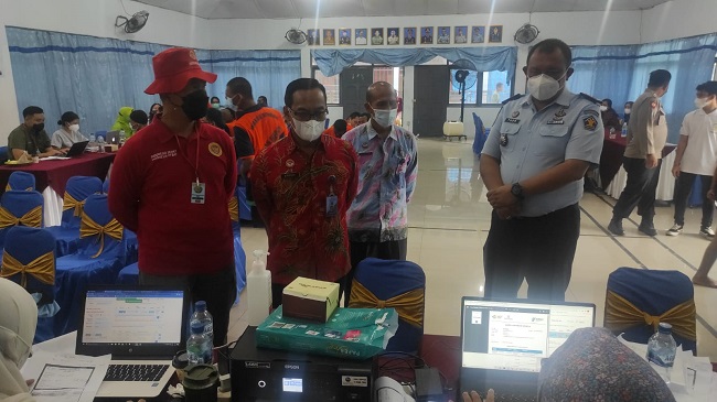 Warga Binaan Diberikan Vaksin Tahap 3, Kamis (31/03/2022), (V24/M.anwar)