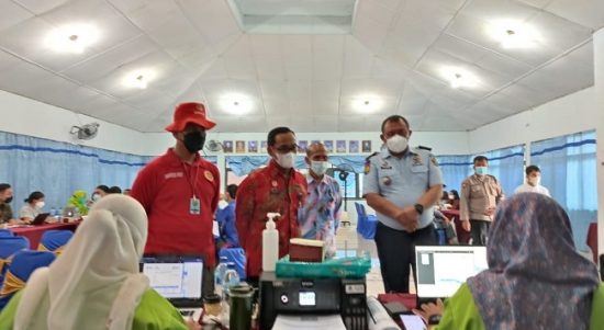 Pihak Rutan Melakukan Pendataan Vaksinasi, Kamis (31/03/2022), (V24/M.anwar)