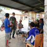 Babinsa Melakukan Komsos Terkait Maling Ternak, Jumat (01/04/2022), (V24/AL)