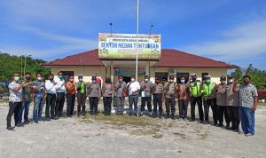 Acara Perpisahan Berlangsung,Terima Kasih pak Atas Jasa Berhargamu, Jumat (01/04/2022), (V24/M.anwar)