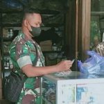 Babinsa Mengunjungi Kios Pak Joko , Jumat (01/04/2022), (V24/Rudi)