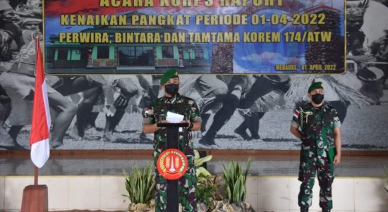 Personel TNI Naik Pangkat, Jumat (01/04/2022), (V24/AL)