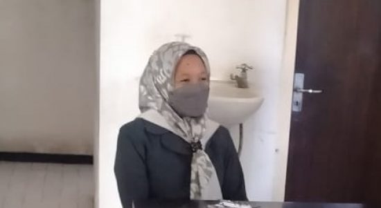 Babinsa Sedang Menjalin Silaturahmi Dengan Warga Binaan, Sabtu (02/04/2022), (V24/AL)