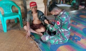 Satgas Melakukan Uji Tenakanan Darah, Rabu (06/04/2022), (V24/AL)