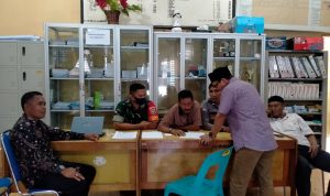 Babinsa Melakukan Komunikasi Sosial, Kamis (07/04/22), (V24/AL)