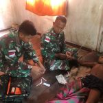 Satgas Memberikan Pengobatan Kepada Anak Perbatasan, Kamis (07/04/2022), (V24/AL) Satgas Memberikan Pengobatan Kepada Anak Perbatasan, Kamis (07/04/2022), (V24/AL)