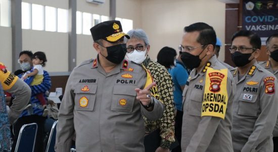 Wakapolda Menghadiri Vaksinasi Covid-19, Kamis (06/04/2022), (V24/AL)