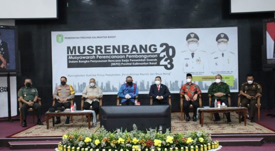 TNI Rapat Bersama Mengenai Peningkatan SDM Daerah, Kamis (07/04/2022), (V24/AL)