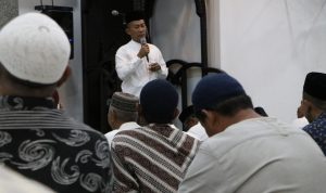 Dandim Berkotbah Jumat di Masjid Raya, Jumat (08/04/2022), (Foto: V24/AL)