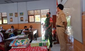 Anak SD Diberi Pelajaran Berharga Mengenai Sejarah Indonesia, Rabu (13/04/2022), (Foto: V24/Amir)