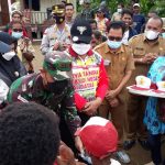 Aparatur Daerah Dan Masyarakat Somografi Yang Telah Mendukung Terlaksananya Program Satgas, Rabu (13/04/2022), (Foto: V24/AL)