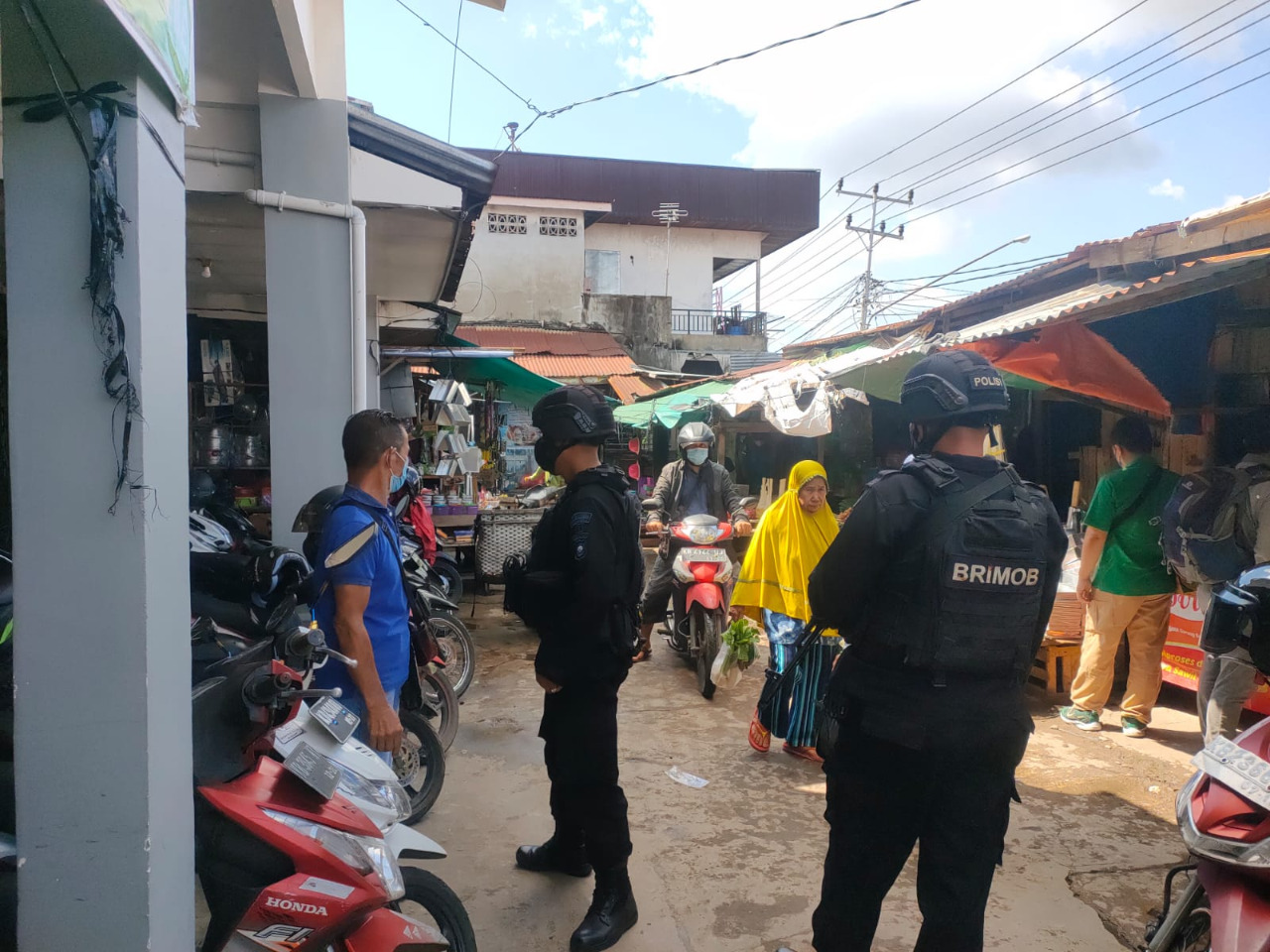 Dansatbrimob Polda Kalbar Memerintahkan Setiap Jajaran untuk Rutin Melakukan Patroli, Kamis (14/04/2022), (Foto: V24/AL)