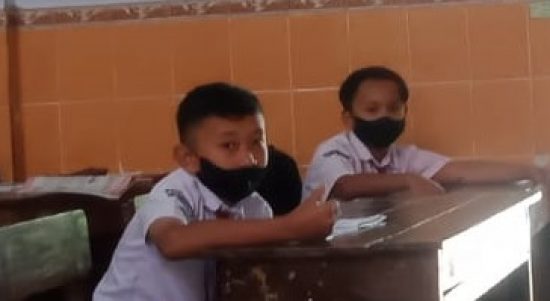 Jangan Biarkan Anak yang Tidak Berdosa Ini Terjerumus Kaum Tiktok, Rabu (13/04/2022), (Foto: V24/AL)