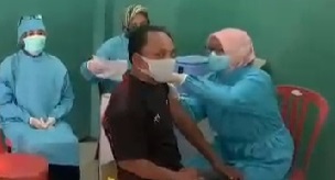 Kegiatan Vaksinasi ini Merupakan Salah Satu Upaya yang Dinilai Sangat Efektif untuk Mengatasi Pandemi, Kamis (14/04/2022), (Foto: V24/Madli)