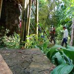 Sertu Wahyono Ikut Melaksanakan Kerja Bakti Bersama Warga Binaan, Jumat (15/04/2022), (Foto: V24/Rudi)