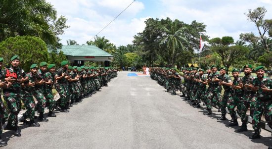 Pangdam Meminta Prajurit Jaga Nama Baik Diri dan Satuan Dengan Semaksimal Mungkin, Kamis (14/04/2022), (Foto: V24/AL)
