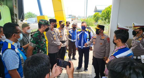 Pasukan Ops Ketupat Toba 2022 Langsung Meninjau Tol Tebingtinggi, Jumat (22/04/2022), (Foto: V24/M.anwar)