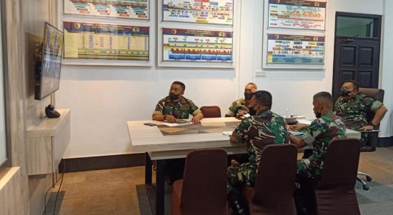 Liga Santri PSSI Piala Kasad Tahun 2022 Dipimpin Oleh Aster Kasad Mayjen TNI Karmin Suharna, Senin (25/04/2022), (Foto: V24/AL)