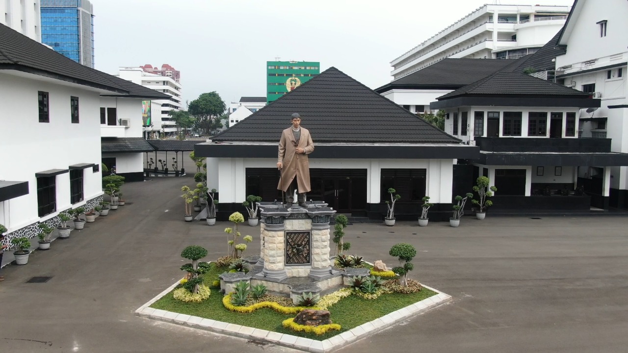 Brigjen TNI Tatang Subarna menegaskan Larangan Bantuan THR, Rabu (27/04/2022), (Foto: V24/AL)