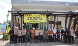 Polda Kalimantan Barat Menyiagakan Sebanyak 3.065 Personil Tergabung Dalam Operasi Ketupat, Jumat (29/04/2022), (Foto: V24/AL)