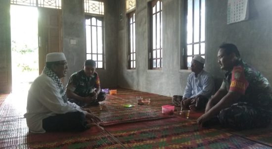 Kegiatan Anjangsana Tersebut Dilaksanakan di Kediaman Abu Idris, Selasa (03/05/2022), (Foto: V24/AL)
