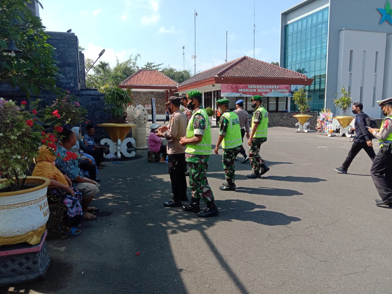 operasi yustisi dan pembagian , Selasa (02/05/2022), (Foto: V24/AL)