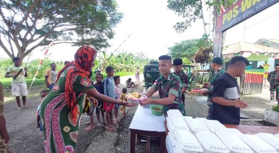 Kepala Kampung Bapak Jhony May (54), Sangat Mengapresiasi Acara, Selasa (03/05/2022), (Foto: V24/AL)