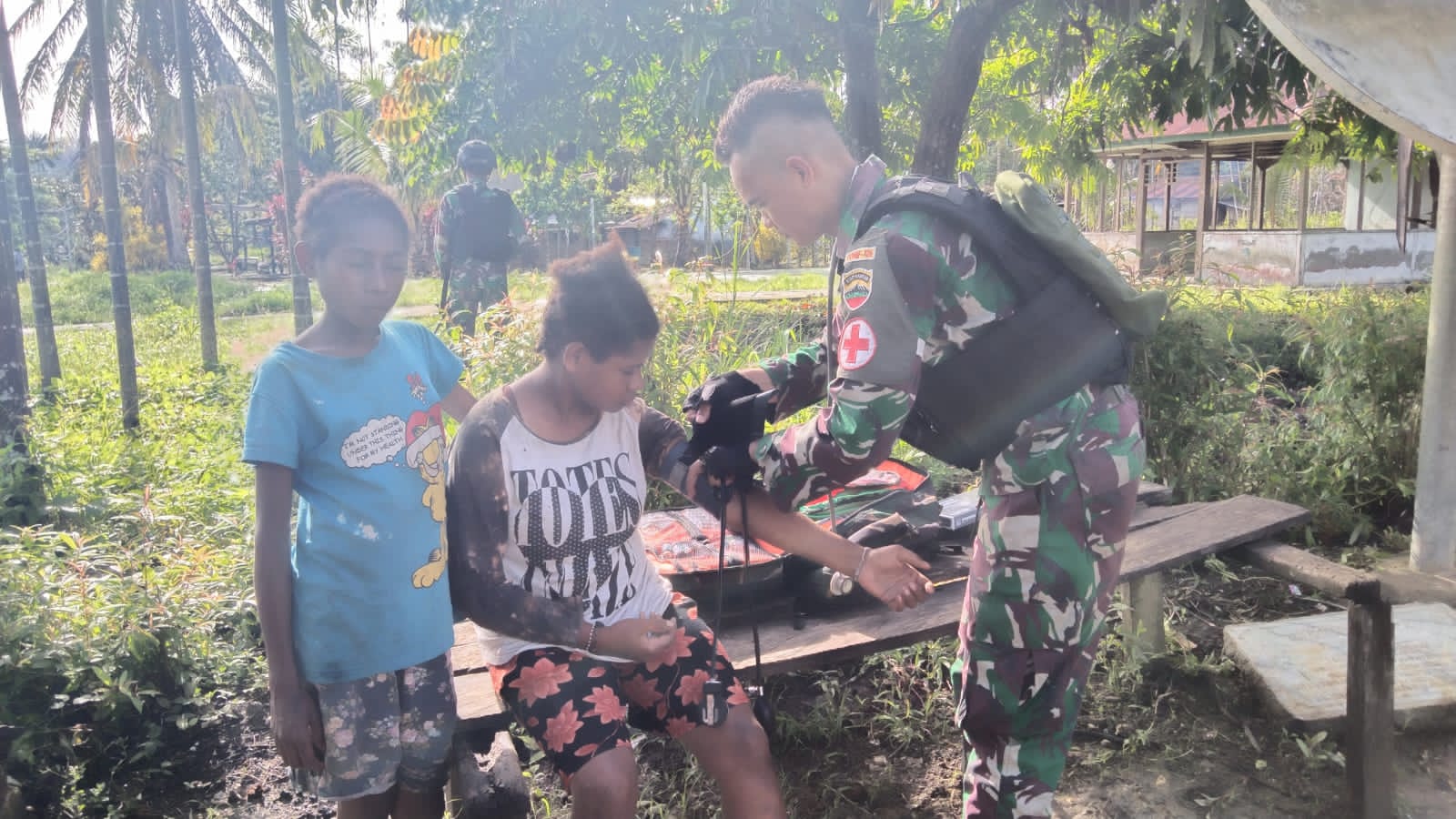 Selain Pelayanan Kesehatan, Kegiatan ini Dijadikan Sebagai Ajang untuk Menjalin Silaturahmi, Jumat (06/05/2022), (Foto: V24/AL)