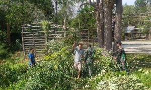 Jalan Desa Riam Sejawak ini Merupakan Jalan Desa Yang Terhubung ke Desa Wak Sepan, Sabtu (07/05/2022), (Foto: V24/AL)