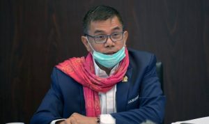 Apresiasi Penerapan One Way itu Disampaikan Anggota Komisi III DPR RI, Hinca Panjaitan, Sabtu (07/05/2022), (Foto: V24/VINA)