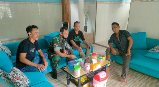 kegiatan anjangsana bertempat di rumah Bapak Anto Dsn. Rejoso RT. 04 RW. 06 Ds.Candirejo , Sabtu (07/05/2022), (Foto: V24/Madli)