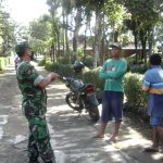 Firman ( 46 ) warga desa Brojol mengucapkan terima kasih atas partisipasi Babinsa, Rabu (11/05/2022), (Foto: V24/MAmir)