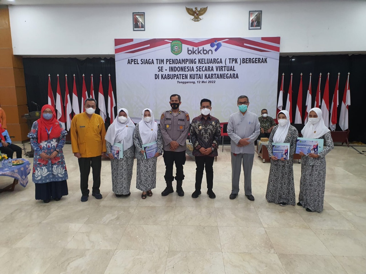 Polres Kutai Kartanegara Kompol Teguh Joko Sriono menghadiri Kegiatan Apel Siaga, Kamis (12/05/2022), (Foto: V24/AL)